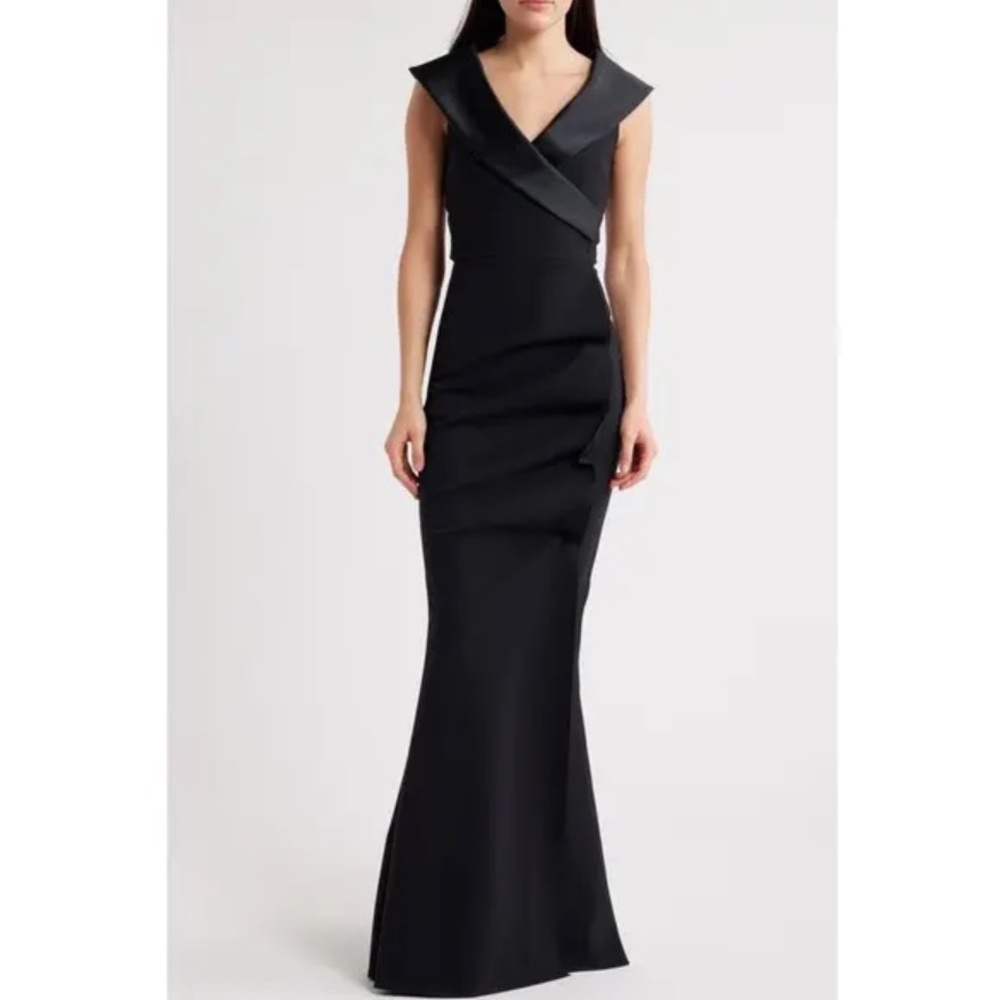 New Chiara Boni Fiy Satin Trim Mermaid Gown